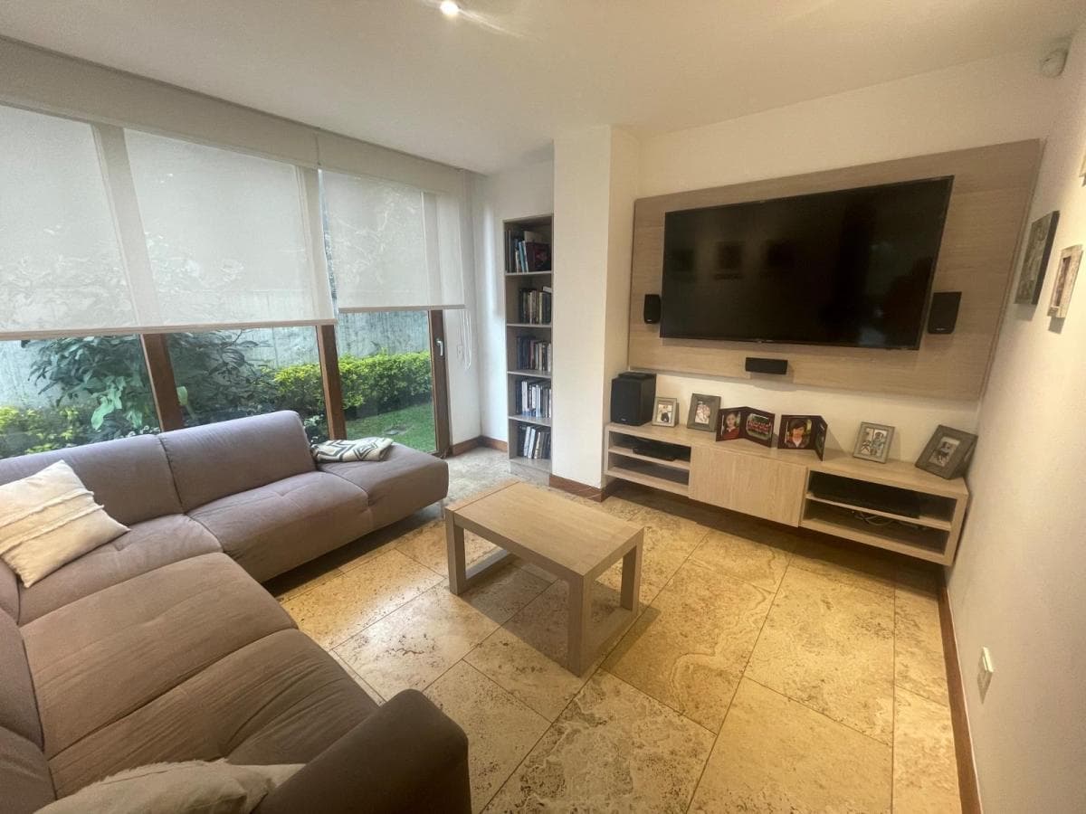 Departamento en Cumbayá — imagen 3