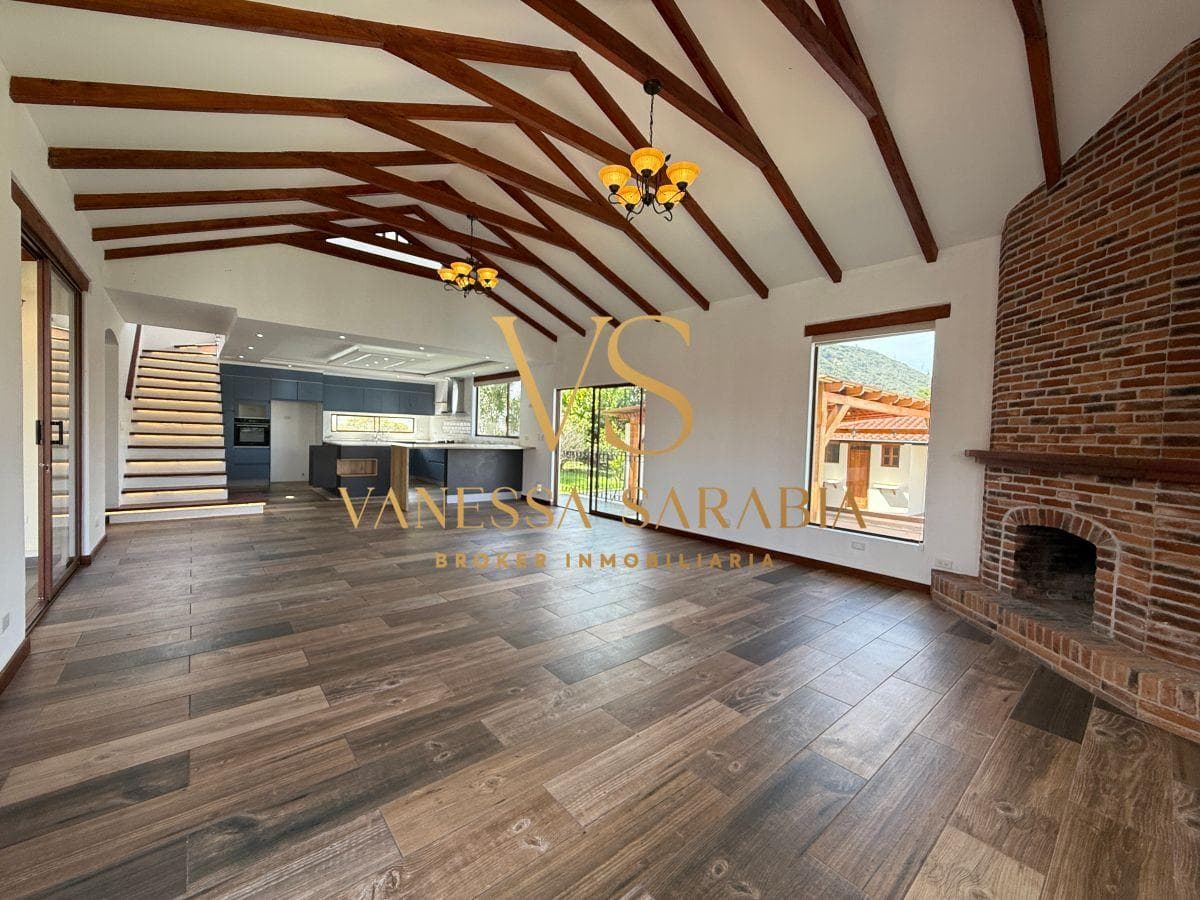 Casa de 1509 m² con 4 Dorm. en Venta en Guayllabamba — imagen 9