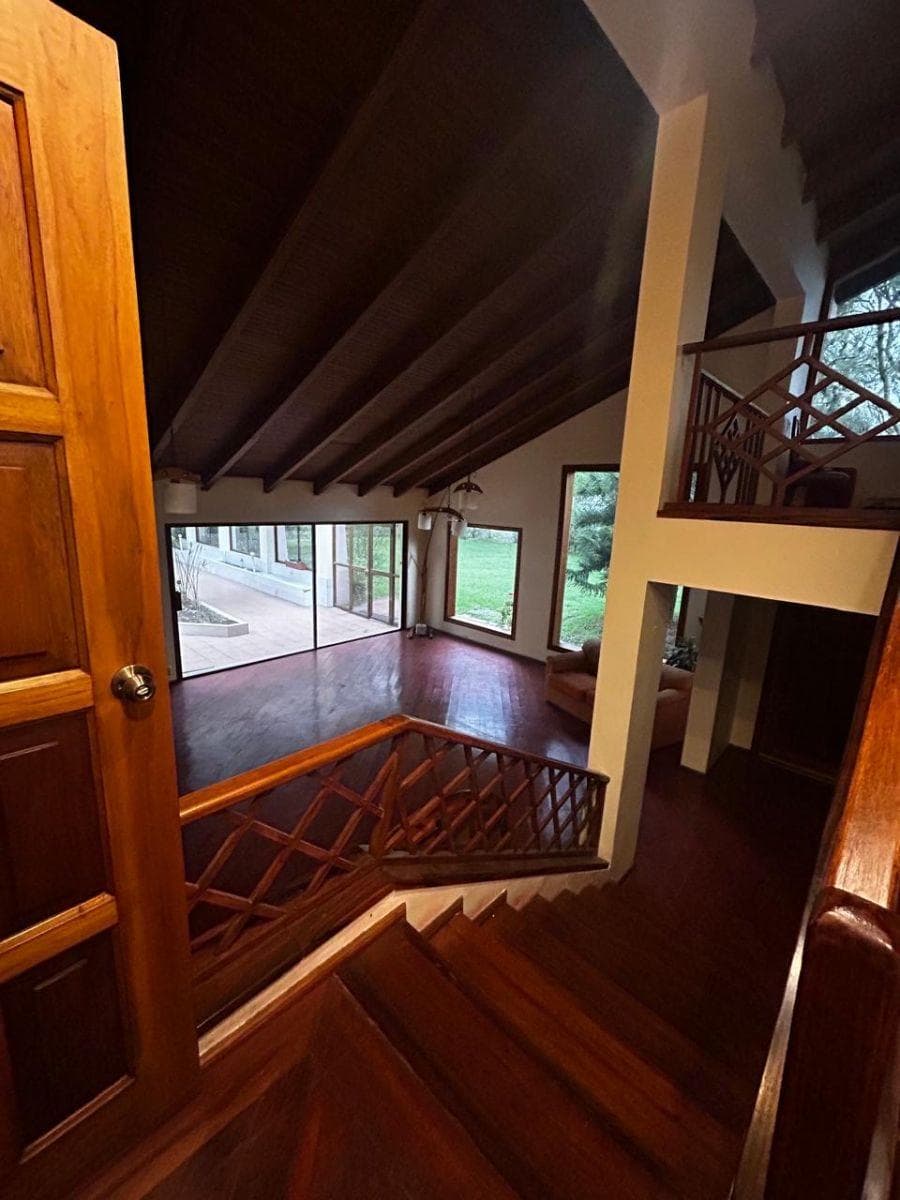 Terreno de 5882 m² en Venta en Cumbayá Frente a Muebles Colineal — imagen 7