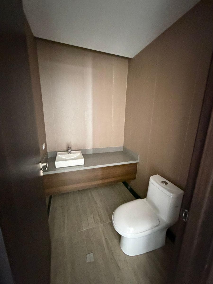 De Venta Hermosos Departamentos 3 Dorm. (González Suárez) — imagen 9