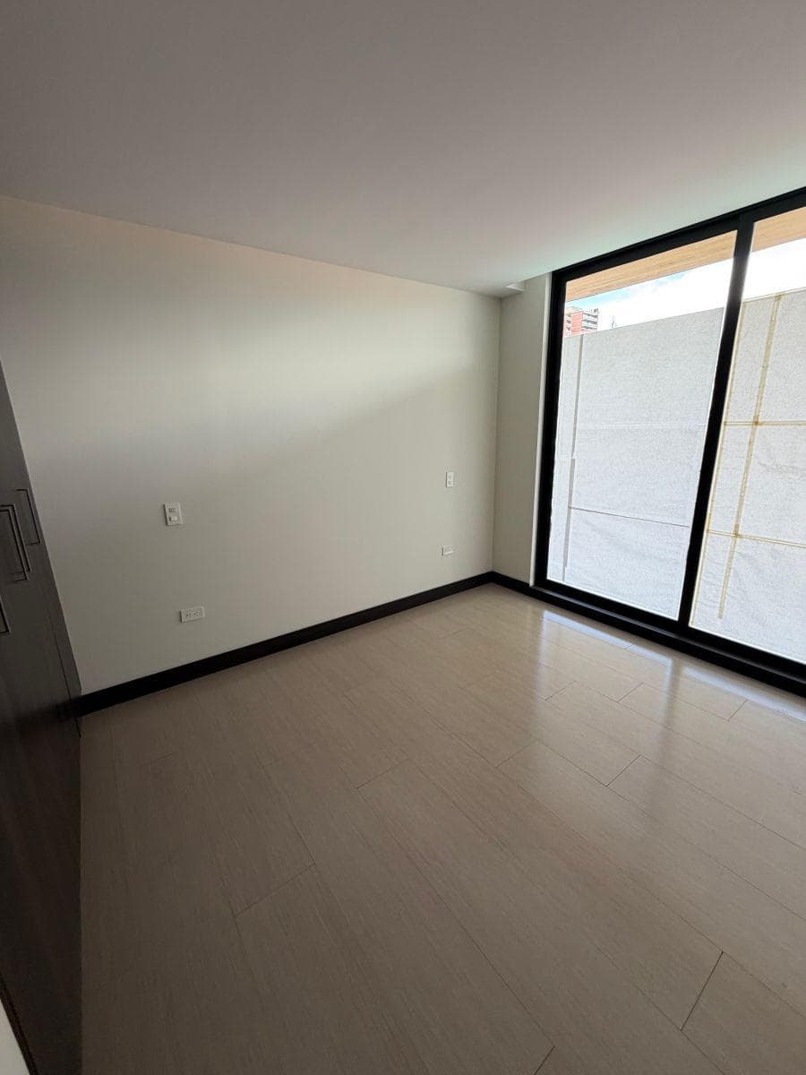 De Venta Hermosos Departamentos 3 Dorm. (González Suárez) — imagen 3