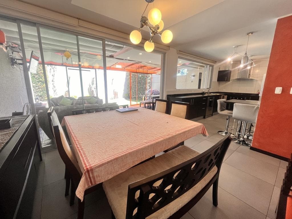Casa de Venta con Amplio Jardín y Pérgola Intervalles El Nacional — imagen 4