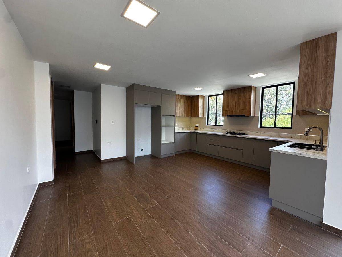 Se Vende Departamento a Estrenar Dentre de Urbanizacion Cumbaya — imagen 8