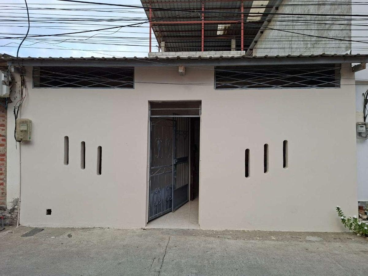 Casa de Venta en Manta Zona Norte La Pradera, Manabí — imagen 1