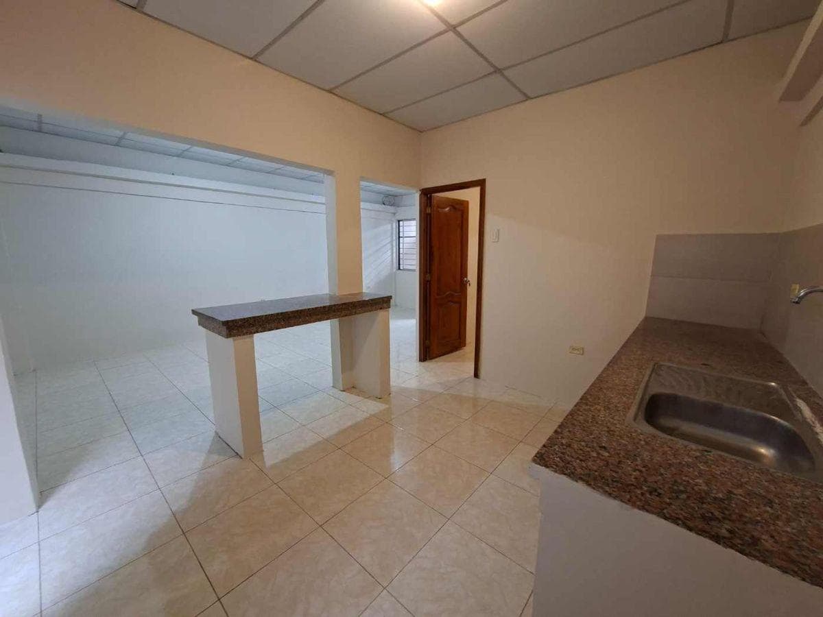 Casa de Venta en Manta Zona Norte La Pradera, Manabí — imagen 3