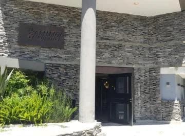 Local Comercial en Venta - Sector La Floresta — imagen 2