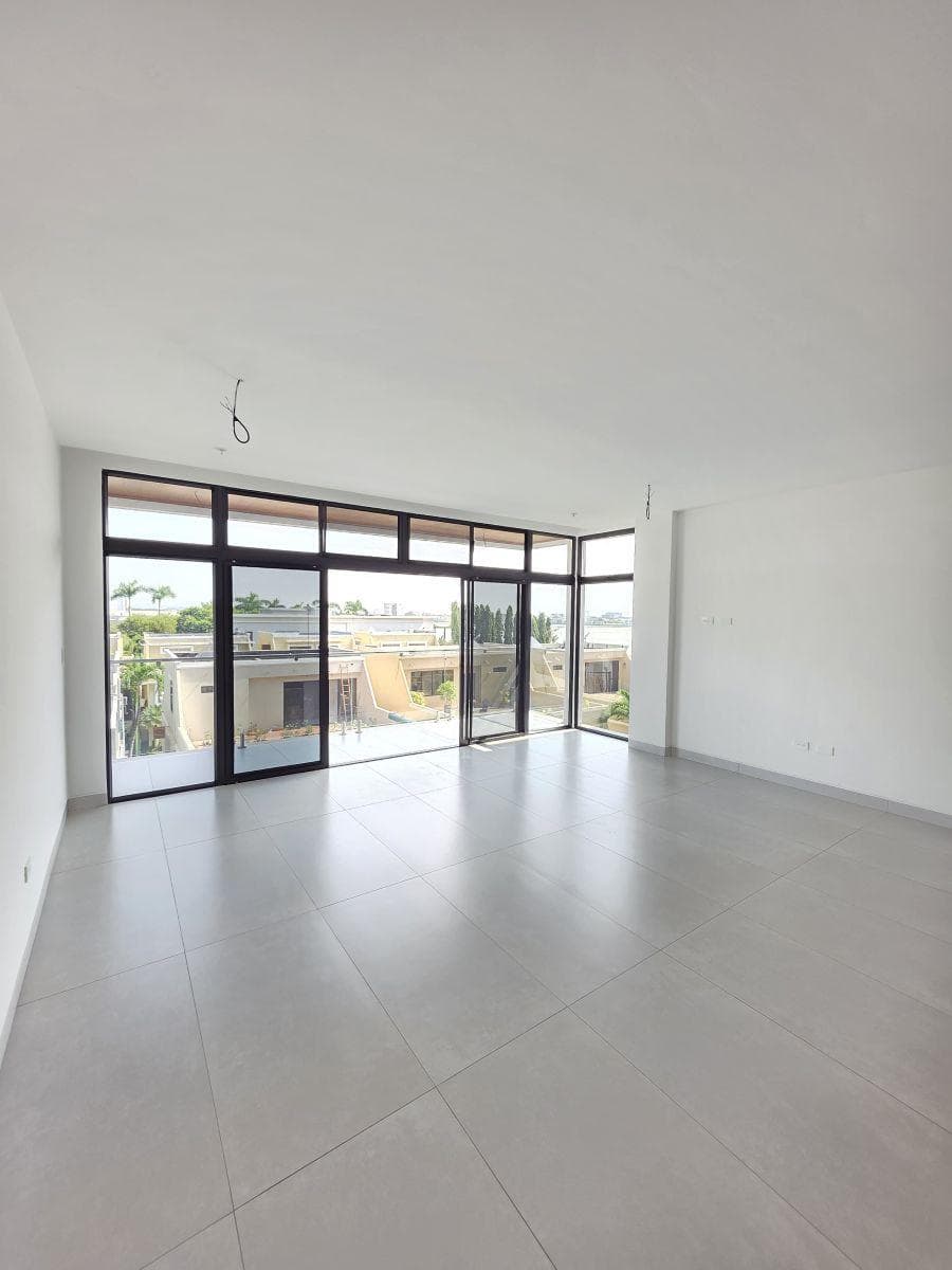 7618.urb. Riona - Samborondon Km3, Vendo Departamento de Estreno, 3 Dorm. $302.132. Guayas — imagen 6