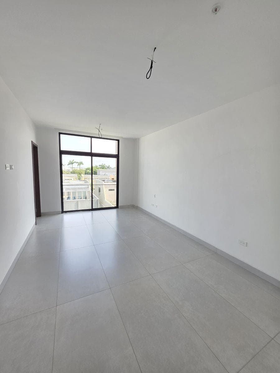 7618.urb. Riona - Samborondon Km3, Vendo Departamento de Estreno, 3 Dorm. $302.132. Guayas — imagen 2