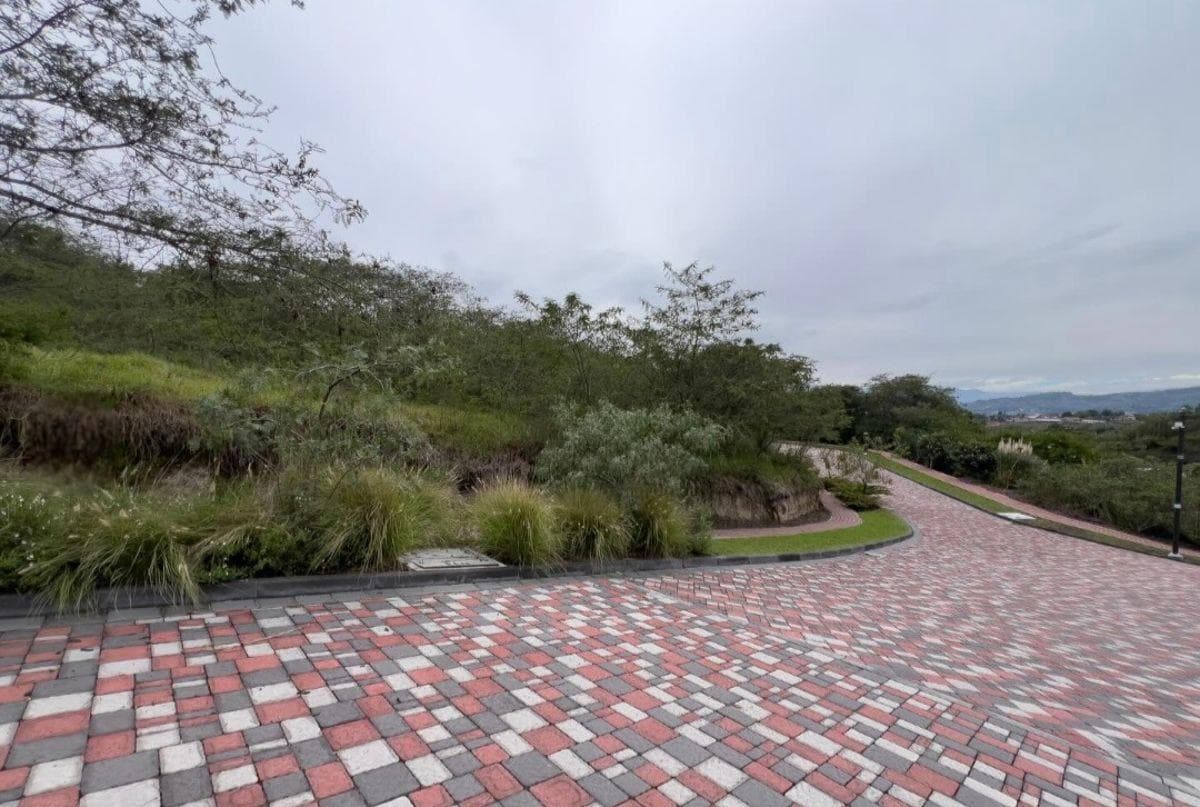 Venta Terreno Plano Urbanización Yurakuna Collaqui Tumbaco — imagen 3