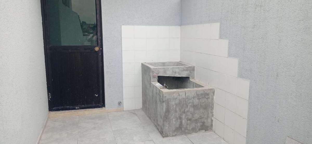 Se Vende Hermoso Departamento Dentro de La Urbanizacion El Condado — imagen 6