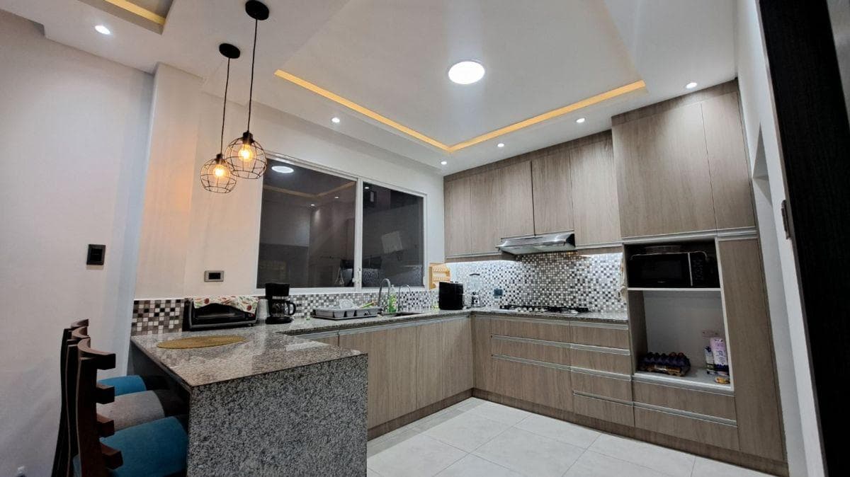 Casa de Venta en Urbanizacion Zona Norte de Manta, Manabí — imagen 4