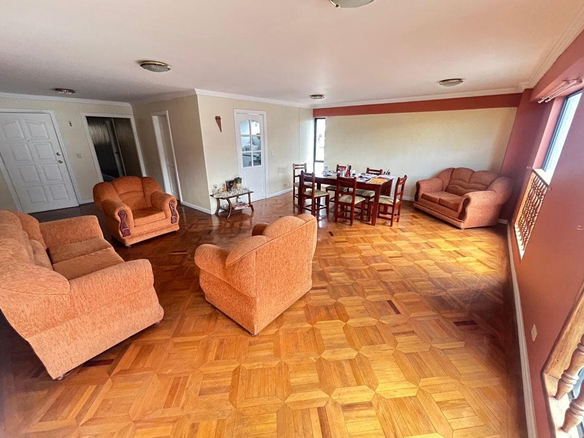 Venta Shirys Departamento Tres Dorm. Vista — imagen 10