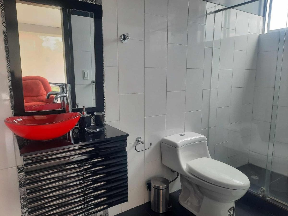 Venta Casa de Oportunidad Sector Norte de Quito — imagen 4