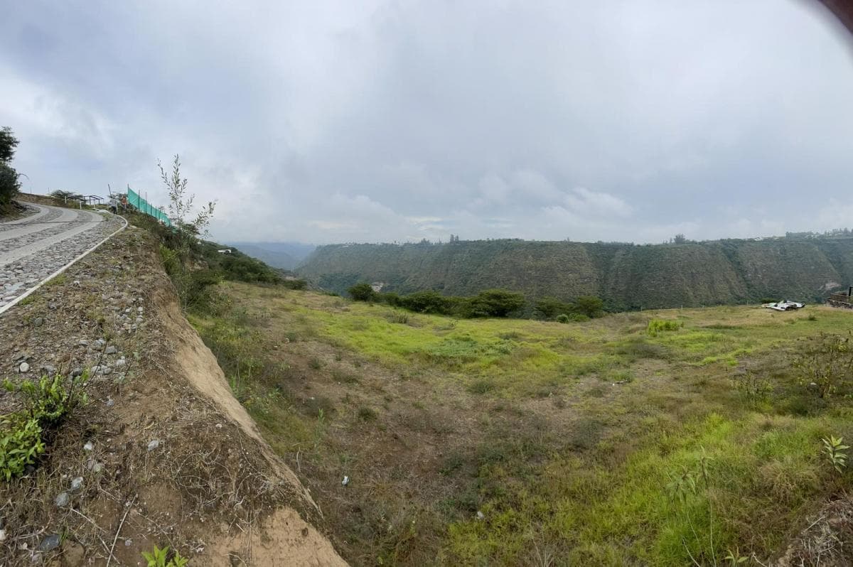 Terreno de Venta en Tumbaco Sector Urb Las Peñas — imagen 2