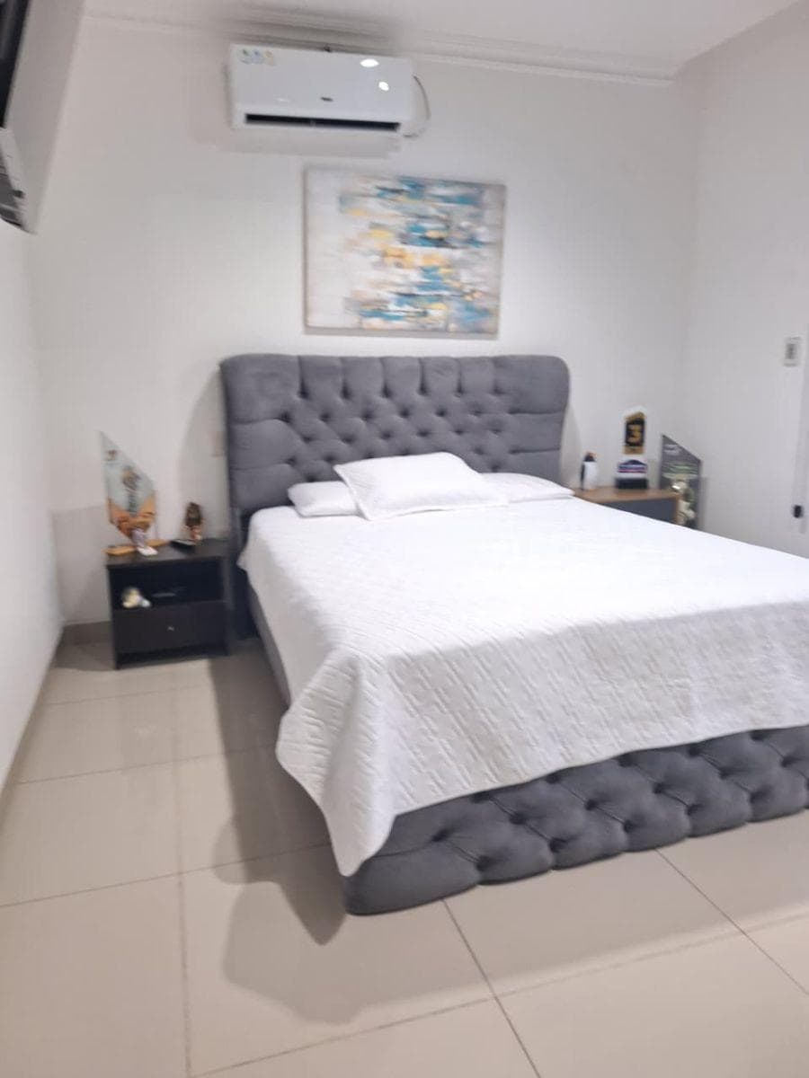 Hermosa Residencia con Amplio Patio en Isla Mocoli, Guayas — imagen 3