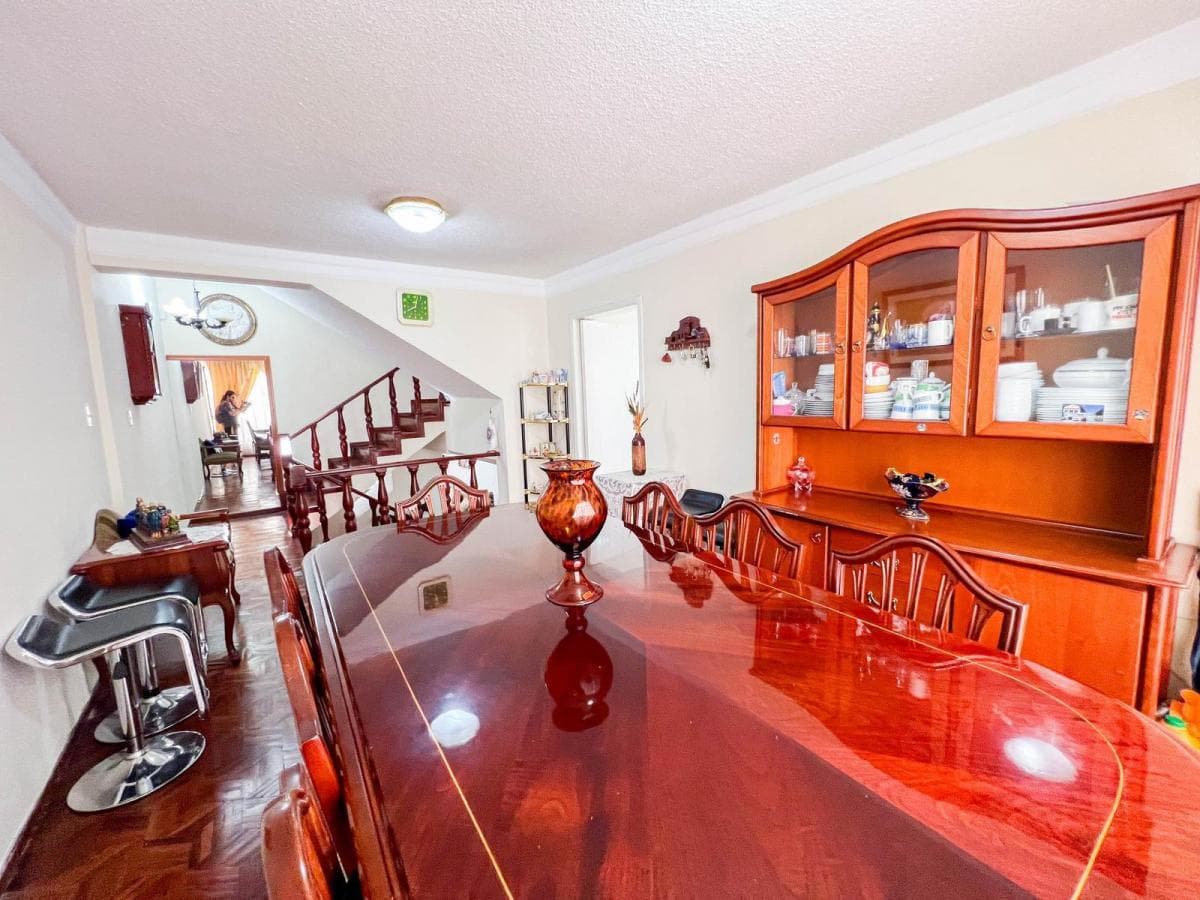 Casa en Venta El Bosque Quito Tennis 300 m² Independiente Comercial o Residencia — imagen 10