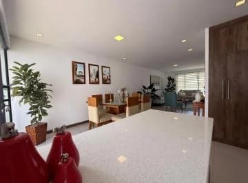 Luminosa Villa 2 Pisos 3d Mas 2.5 Bc en Ricaurte (V3094), Azuay — imagen 4