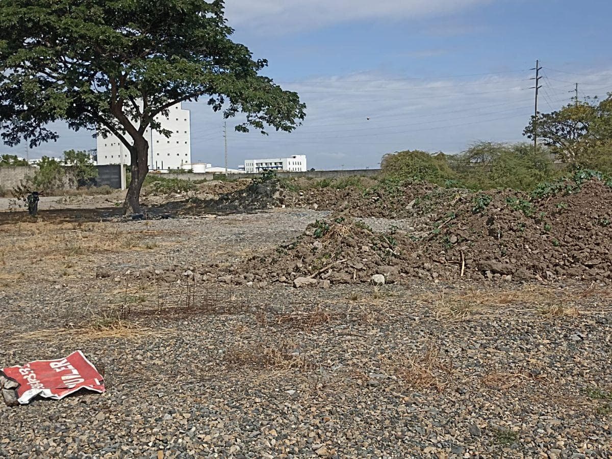 Terreno en Venta 2.100 m² - Zona Industrial, Durán - Ecuador, Guayas — imagen 3