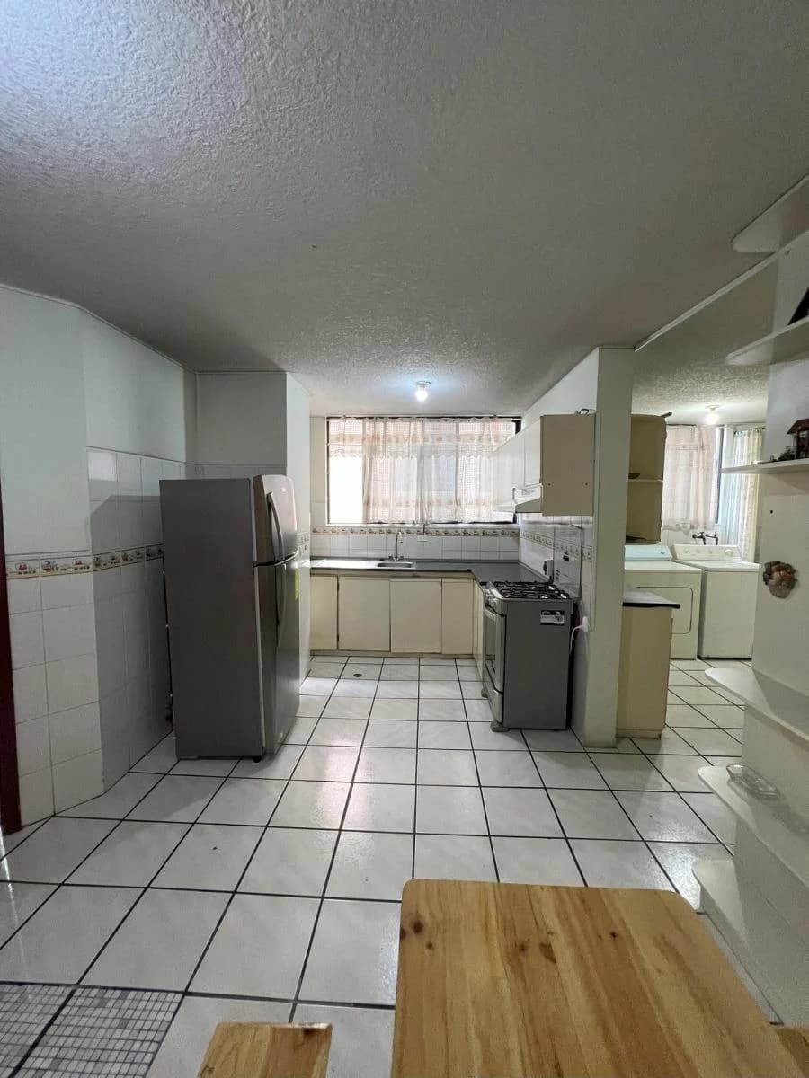 Departamento en Norte de Quito Av 6 de Diciembre y El Inca — imagen 7