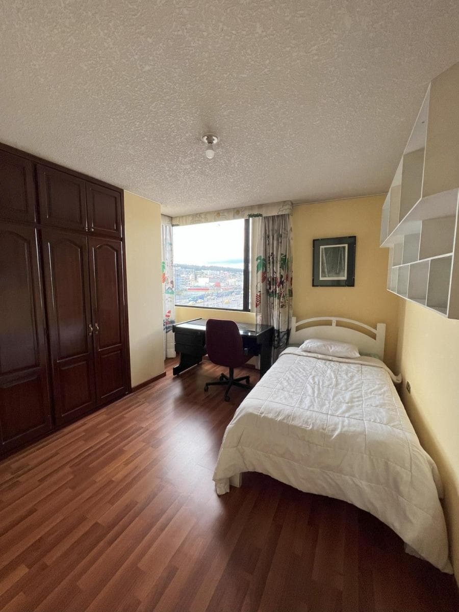 Departamento en Norte de Quito Av 6 de Diciembre y El Inca — imagen 5
