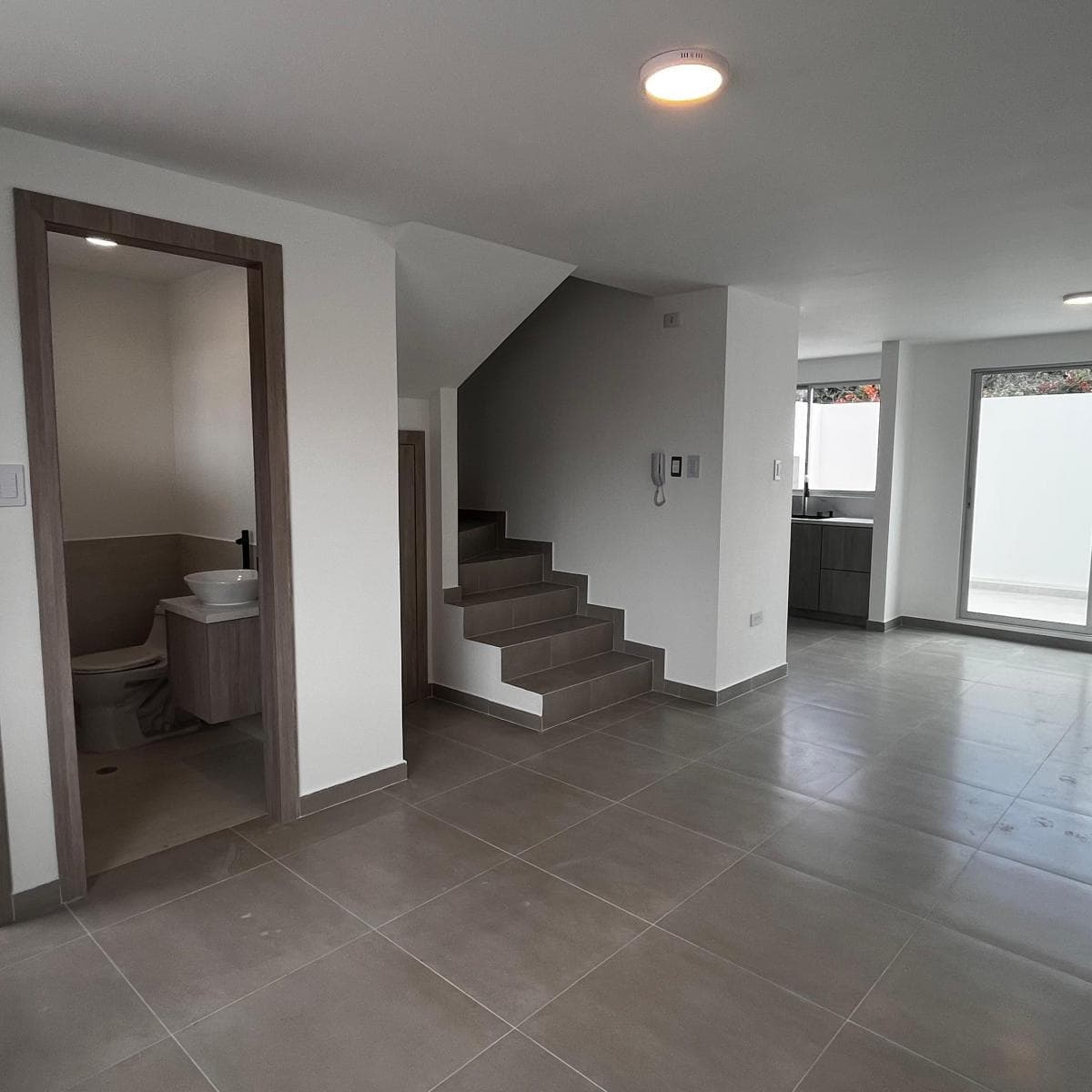 Casa de 173 m² con 3 Dorm. en Venta en Mitad del Mundo Sector La Pampa — imagen 1
