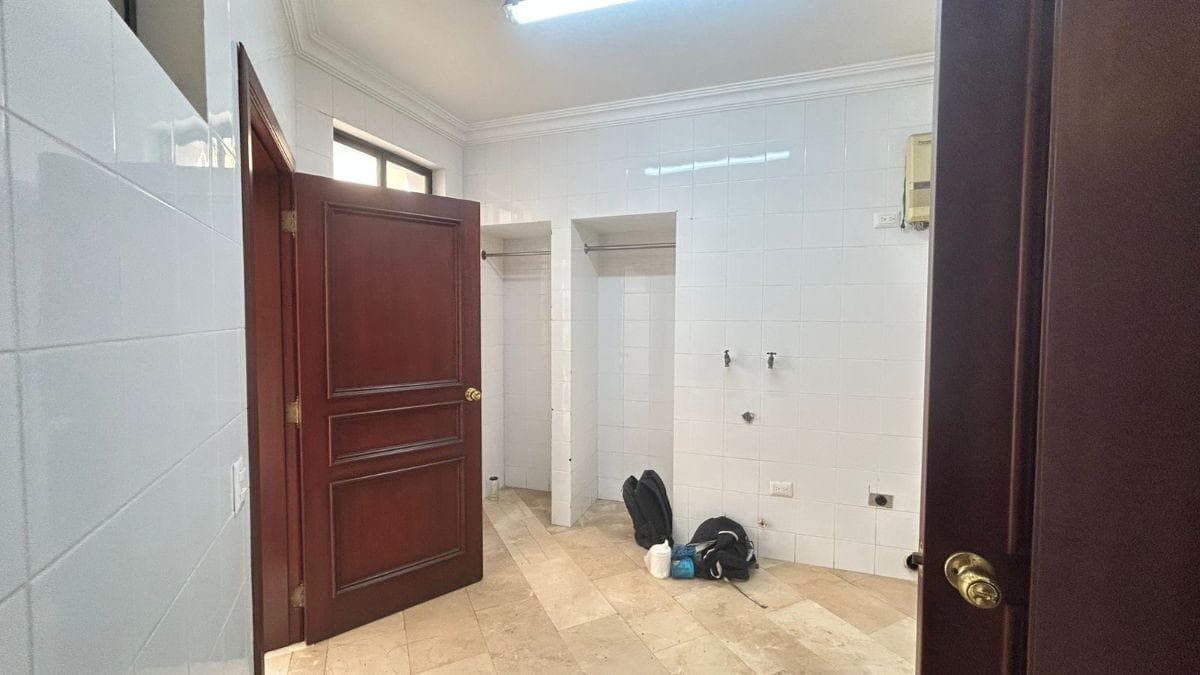 Samborondón, Hermosa Casa en Renta de 4 Dorm. en Urbanización de Alta Plusvalía, Guayas — imagen 4