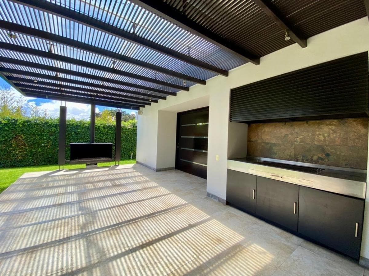 Casa de Lujo en Venta Sector Rancho San Francisco — imagen 9