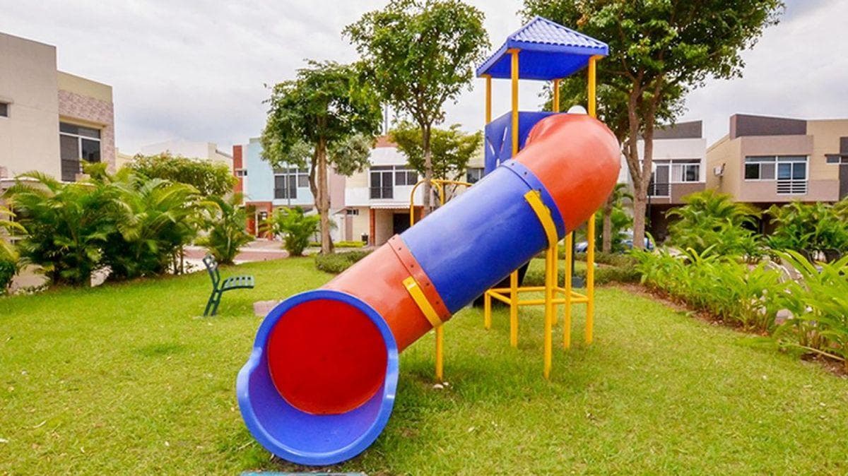 Venta de Casa de Oportunidad en Urb. Belohorizonte - R. Luna, Guayas — imagen 5