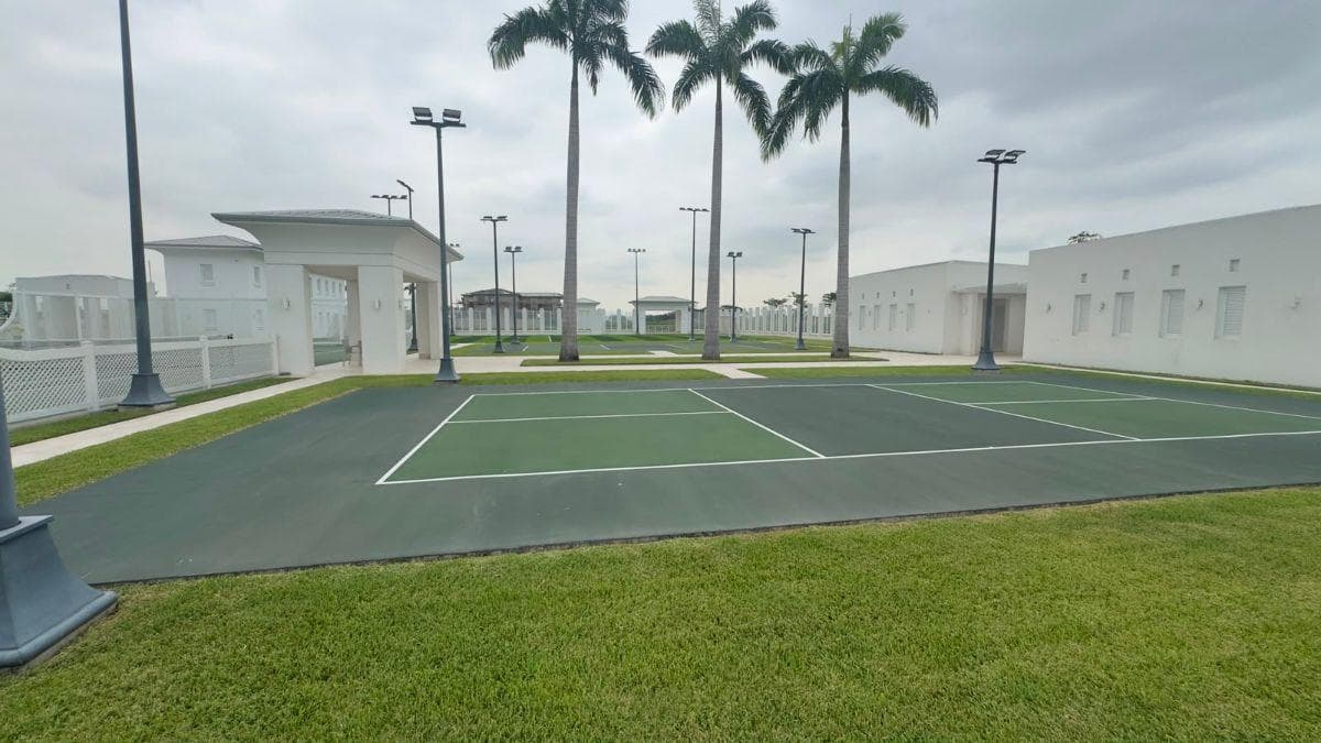 Se Vende Lindo Terreno 833,44 m² en Parques de Batán, Guayas — imagen 6