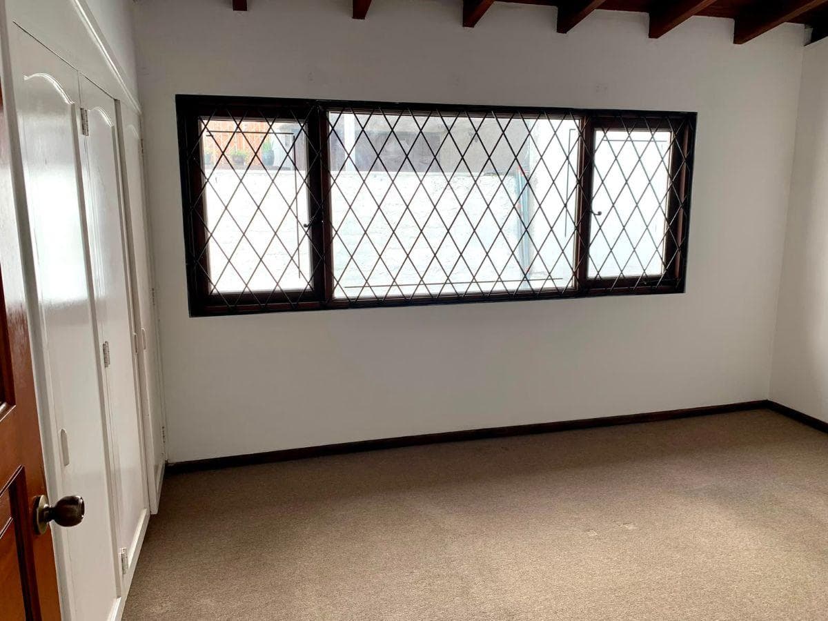 Vendo Casa, Sector Gonzalez Suarez/ Coruña — imagen 2