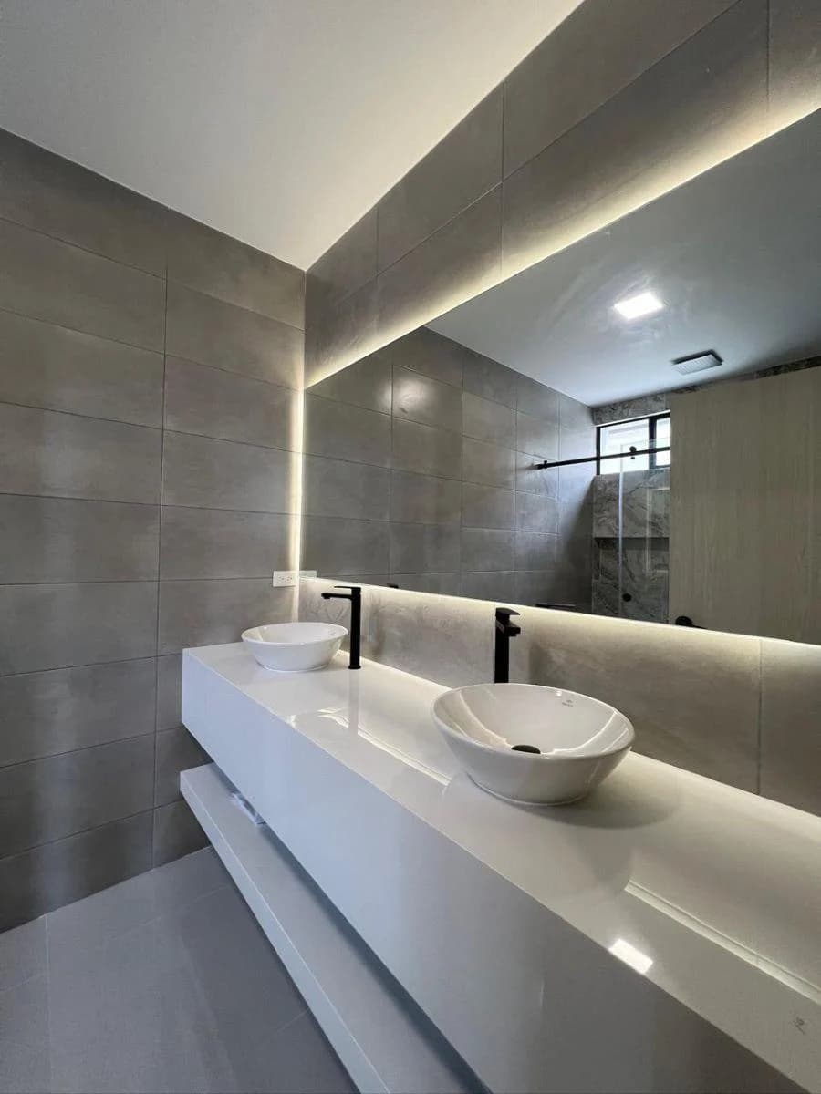 En Venta Casa de Estreno en Isla Celeste, Acabados y Diseño de Lujo. Guayas — imagen 8