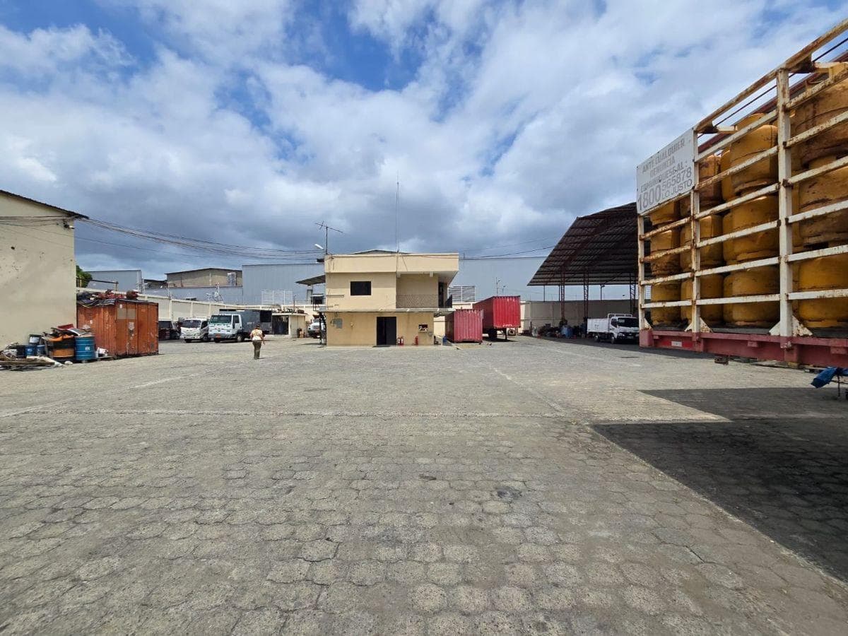 Terreno en venta en Manta, Manabí