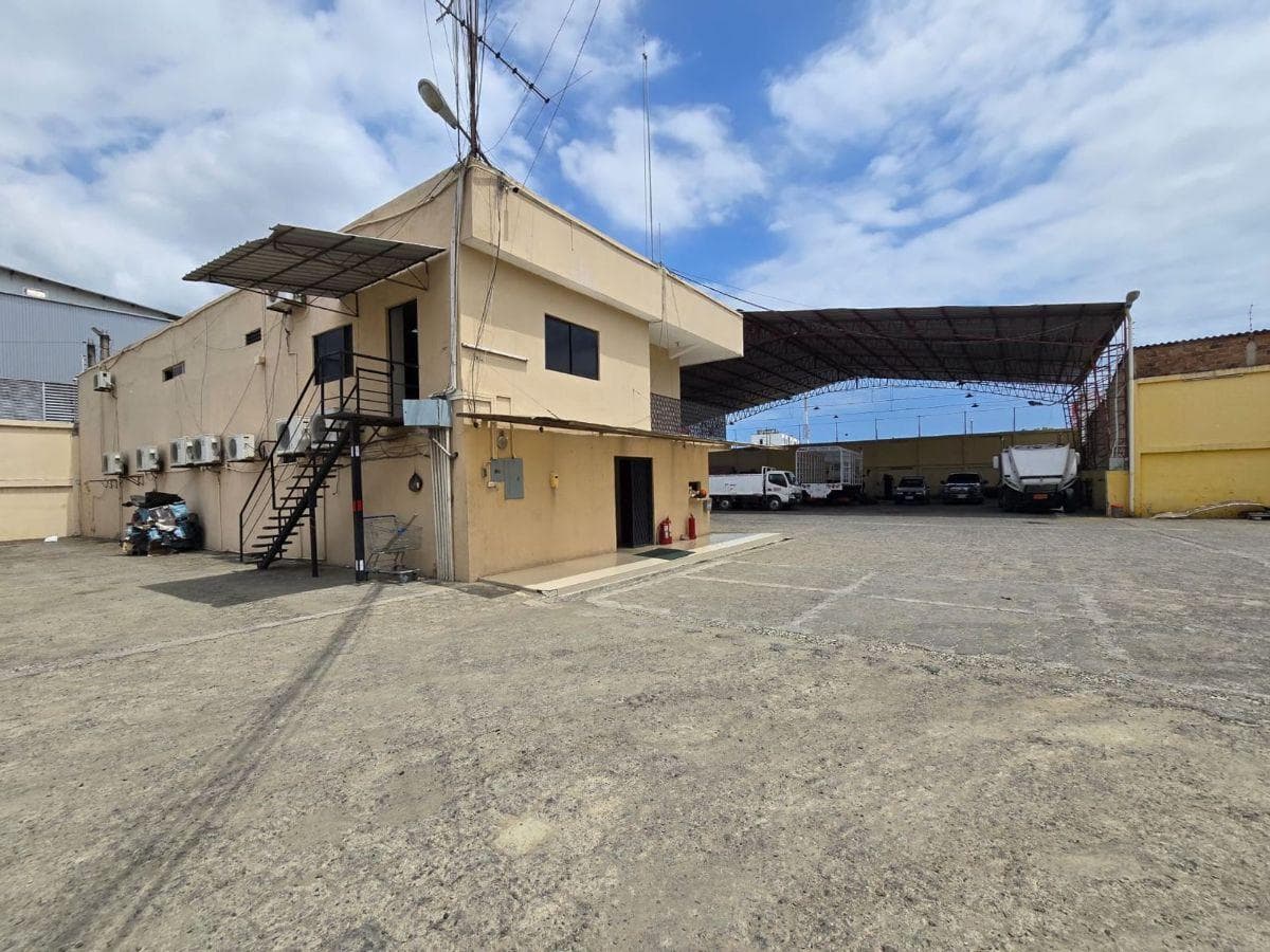 Terreno de Venta con Construcción en Manta, Manabí — imagen 7