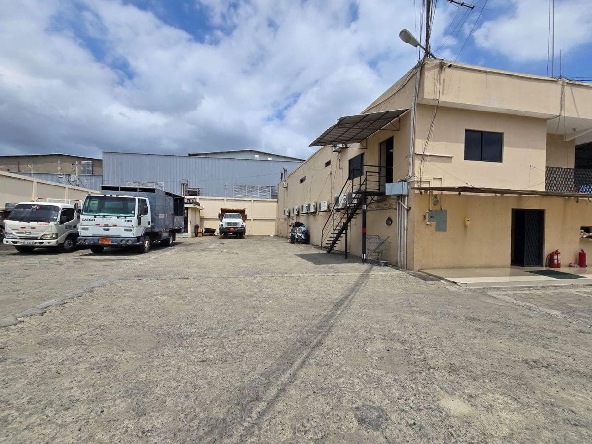 Terreno de Venta con Construcción en Manta, Manabí — imagen 6