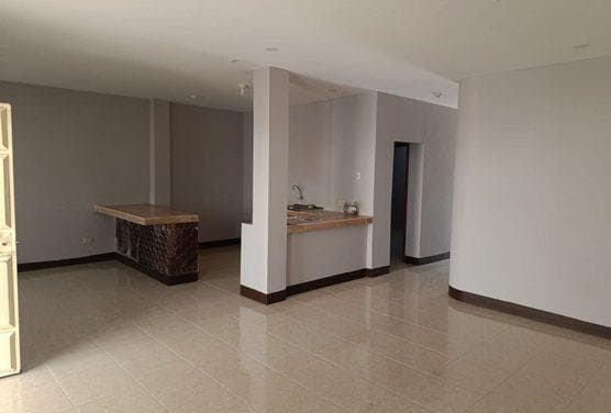 Se Vende Casa de Una Planta con Loza - W. Sánchez — imagen 8