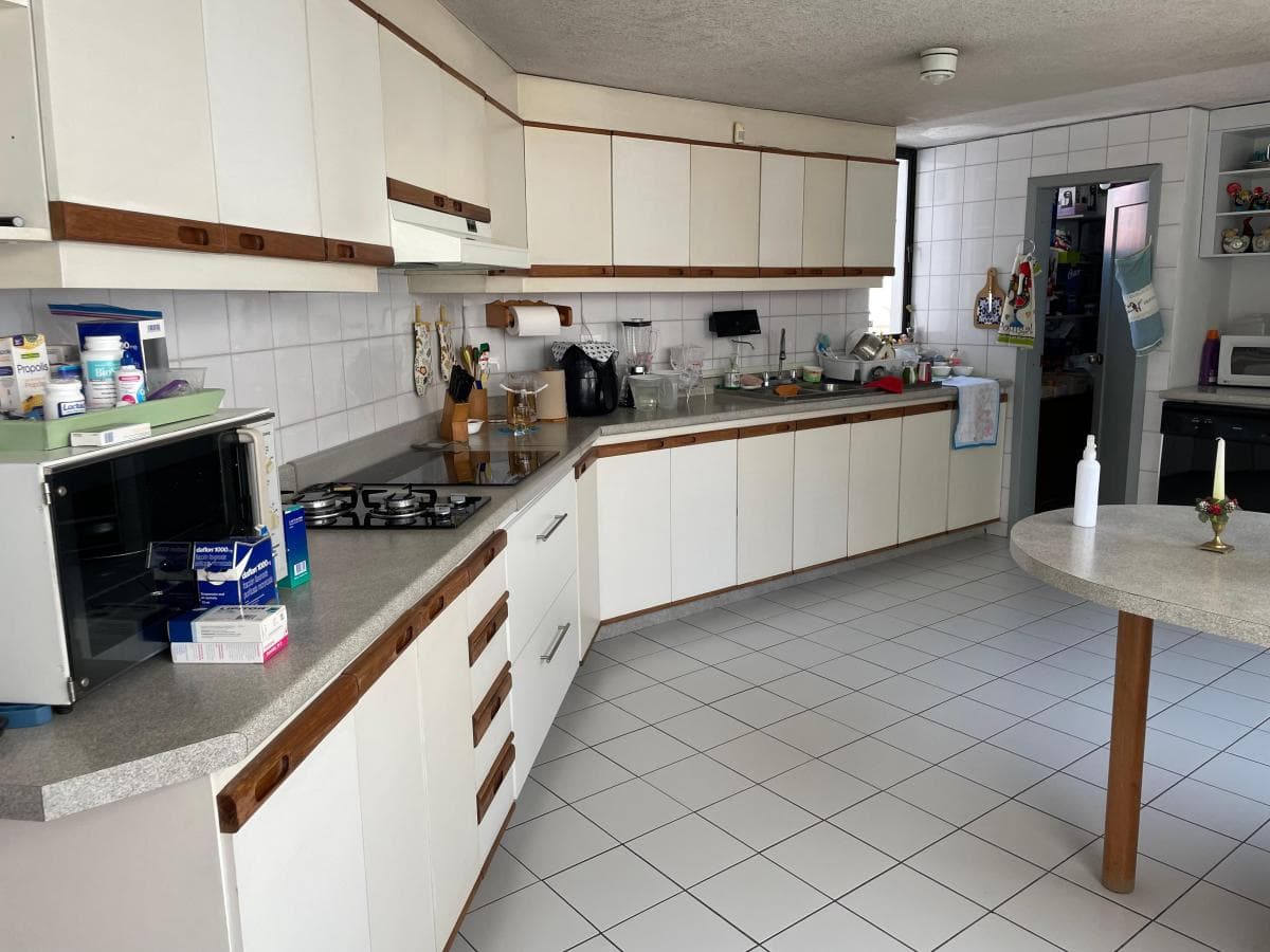 Vendo Hermosa Casa Ponciano Alto, Para Familias Grandes. o Empresas. Provincia de Pichincha — imagen 4