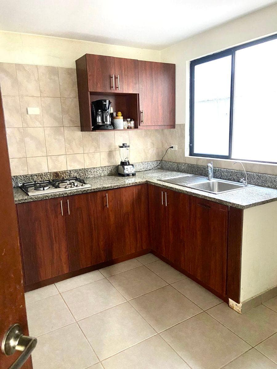 Casa en Venta en Terranostra Terreno 245 m² y 135 m² de Construcción, Guayas — imagen 4