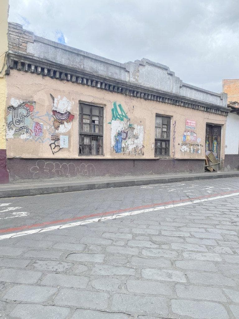 Propiedad en Venta con 305 m² de Terreno en El Centro Histórico de Cuenca Ec. Azuay — imagen 10