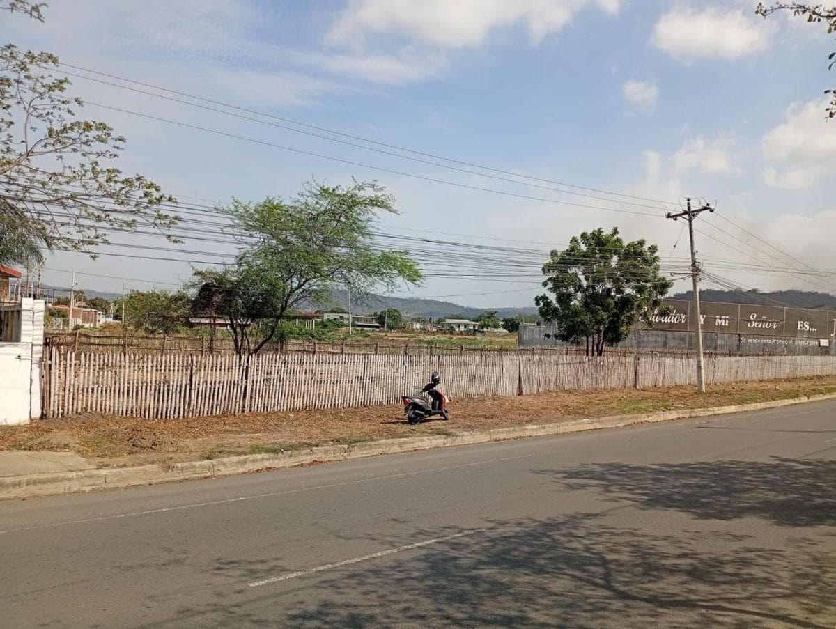 Terreno Esquinero de Venta Via Portoviejo, Manabí — imagen 10
