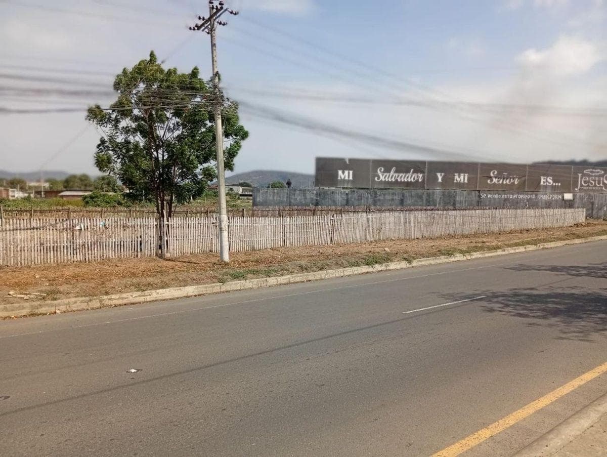 Terreno Esquinero de Venta Via Portoviejo, Manabí — imagen 9
