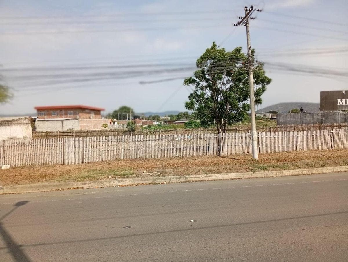 Terreno Esquinero de Venta Via Portoviejo, Manabí — imagen 8