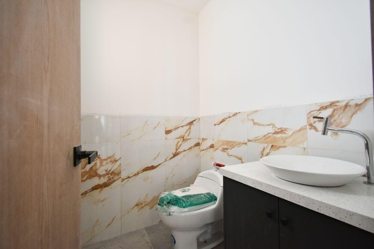 Monay Baguanchi, Venta de Casa Aplica a Crédito Vip, Azuay — imagen 6
