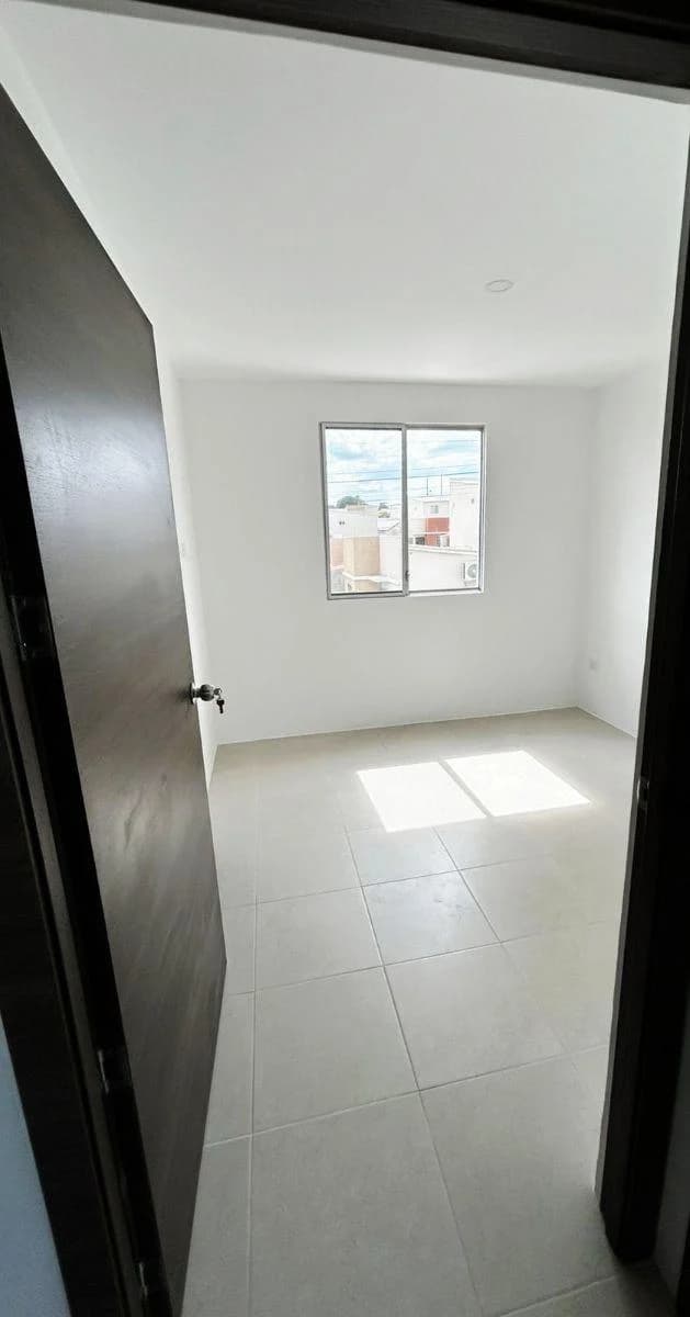 Venta de Estreno Casa Urb. Bella Vita 2, Via a La Costa - Chongon, Guayas — imagen 2