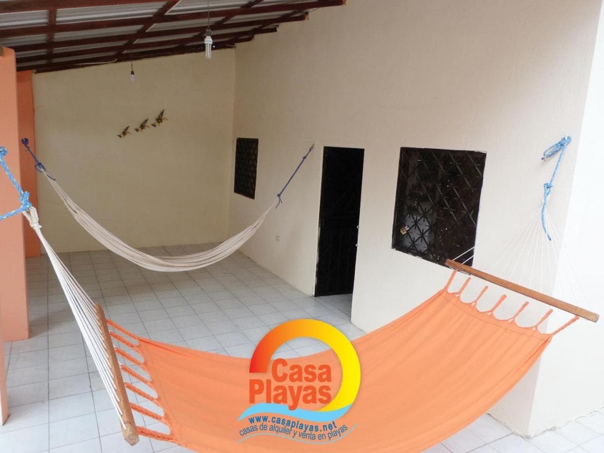 Vendo Casa en Playas Villamil, Av Sixto Chang, Vía a Karibao Engabao, Guayas — imagen 3