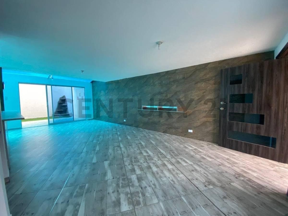 Venta Amplia Casa Dentro de Conjunto Valle de Los Chillos Conocoto — imagen 9