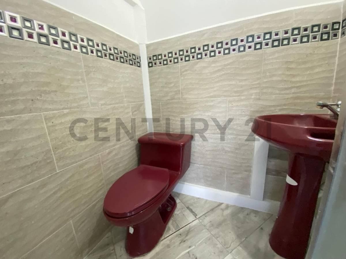 Venta Amplia Casa Dentro de Conjunto Valle de Los Chillos Conocoto — imagen 7