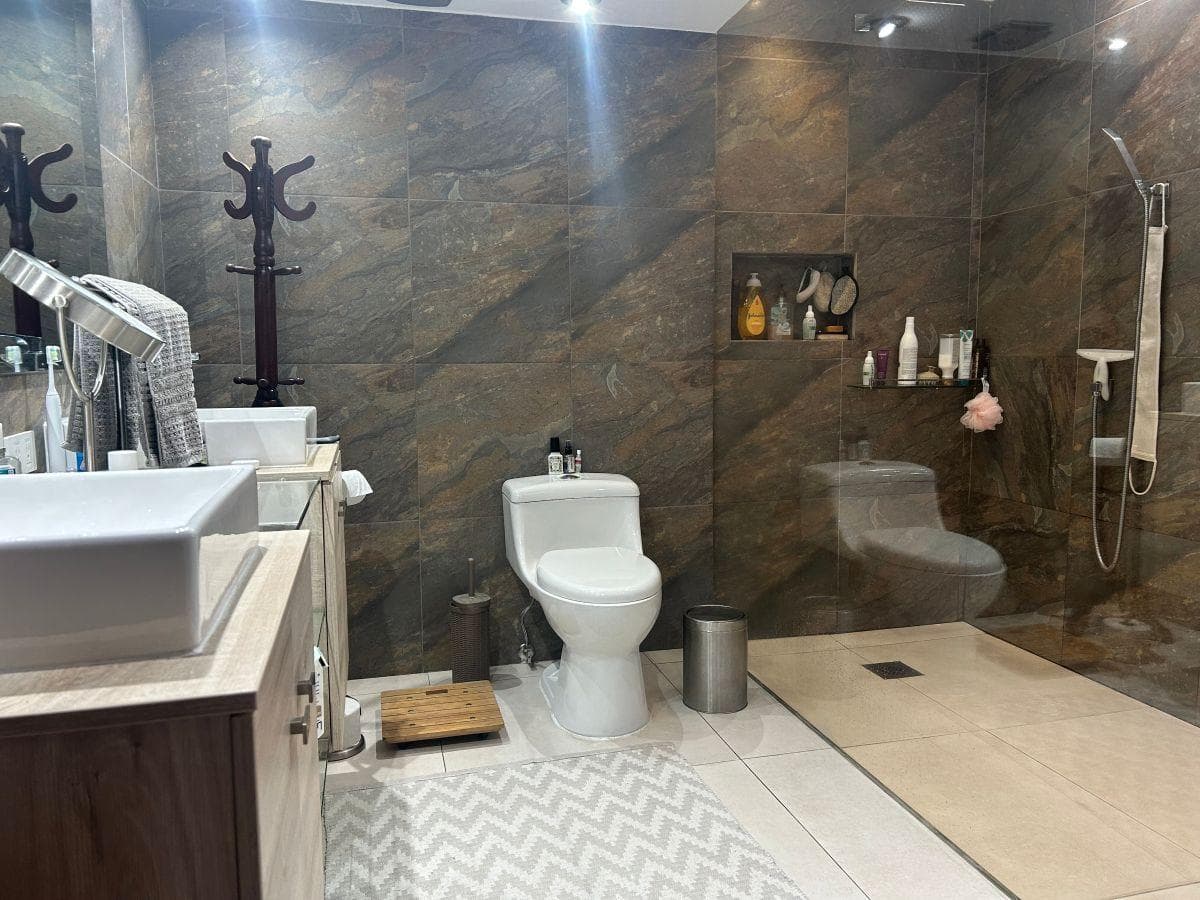 Linda Casa en Urbanización Colinas del Pichincha — imagen 8