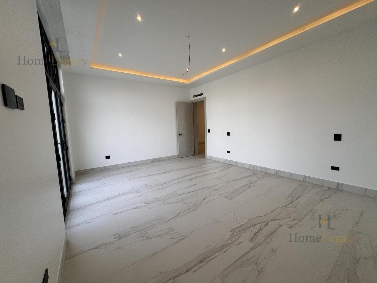 Venta de Casa Esquinera en Aires de Batán en Samborondón Am, Guayas — imagen 10