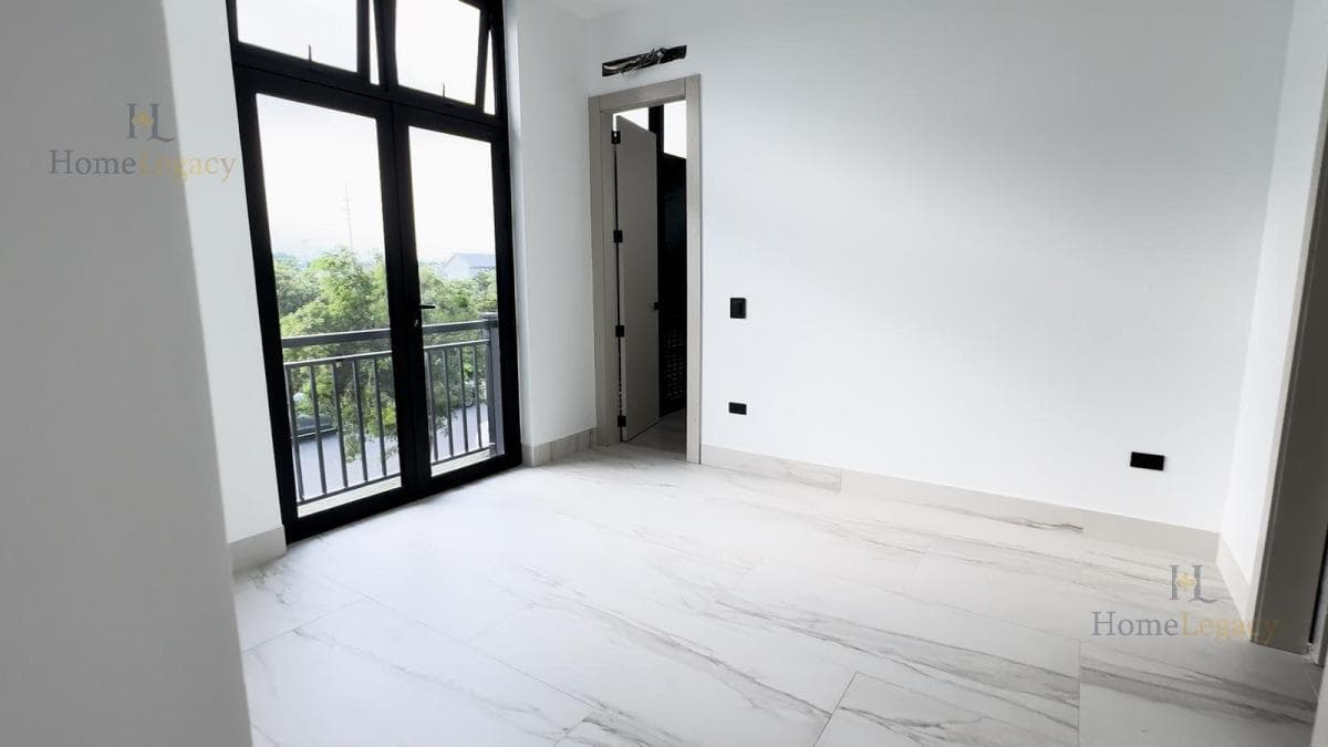 Venta de Casa Esquinera en Aires de Batán en Samborondón Am, Guayas — imagen 8