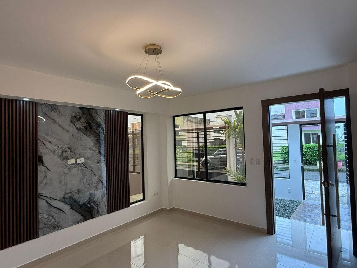 Vivienda en Primera Etapa de Urb. Plaza Asturias — imagen 5
